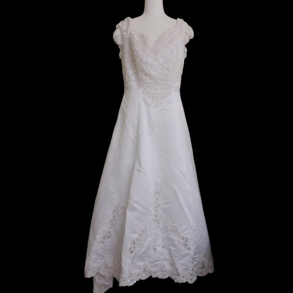 Michaelango Size 18 Wedding Dress 52" Length - Picture 9 of 16